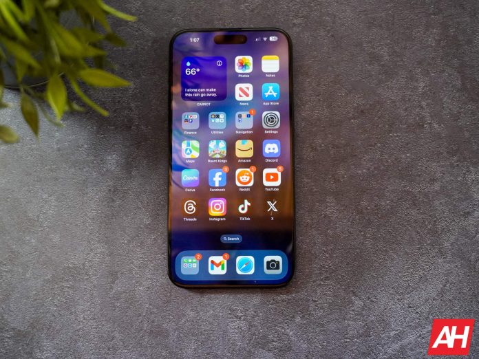 Featured image for Apple may have partnered with Samsung for foldable displays