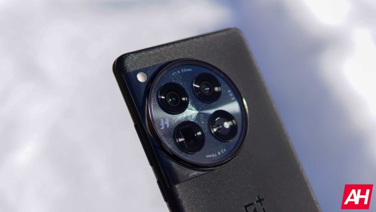 Empolgantes Rumores: OnePlus 13 pode Chegar com Zoom Potente e Sensor Ultragrande Modernizado