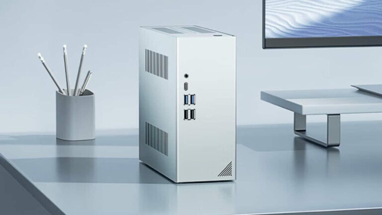 ASRock anuncia DeskMate X600: Mini PC com suporte a e-GPU e até 192 GB de RAM