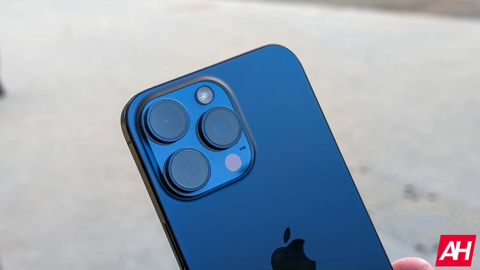 Featured image for iPhone 18 series may use a new Samsung