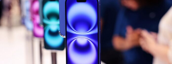 Imagem de: iPhone 17 Pro Max pode ter corpo e bateria maior