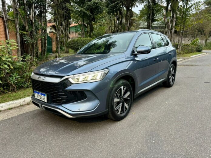 Venda de carros importados cresce 32% no primeiro trimestre de 2025, diz Abeifa