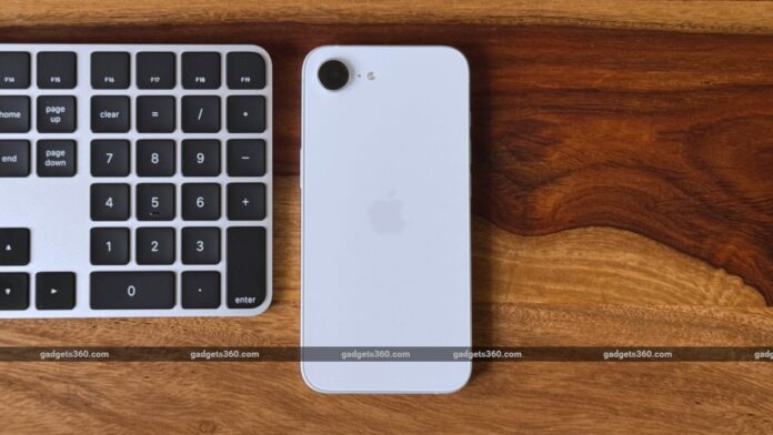 iPhone 16e Price in India Discounted on Vijay Sales, Amazon and Others: Check Offer