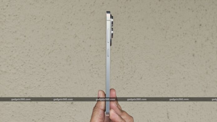 Samsung Galaxy S26 Edge to Be Thinner than Galaxy S25 Edge Model Despite Larger Battery, Tipster Claims
