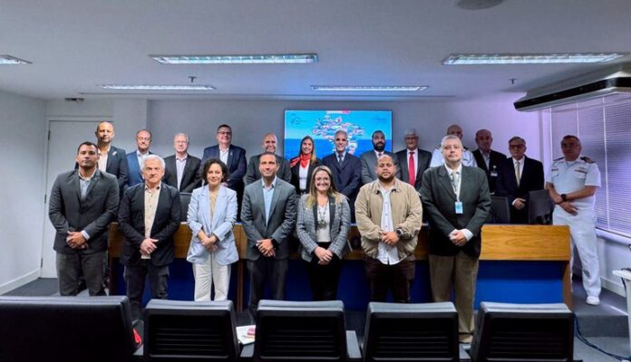 iniciativa visa promover o diálogo entre governo e trabalhadores do setor aquaviário para fortalecer a formação e capacitação da categoria