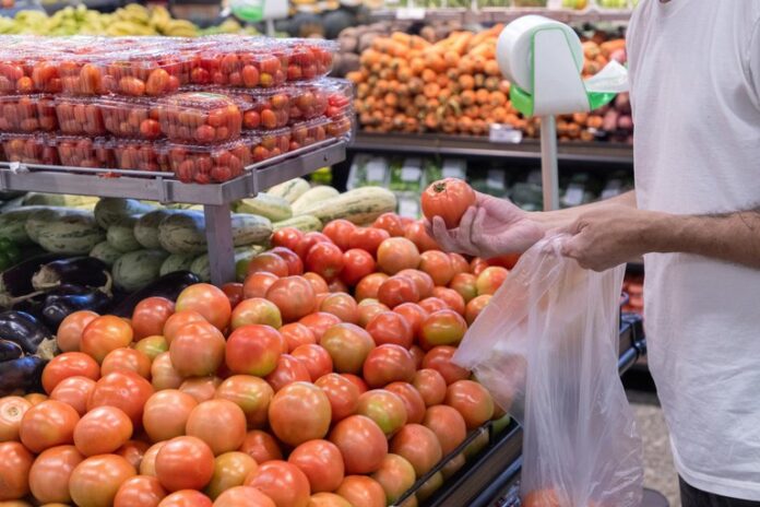 Custo da cesta básica diminui em 24 das 27 capitais do país em agosto